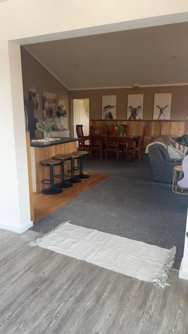 Great Lakes Wilderness Three Bedroom Home Miena Bagian luar foto