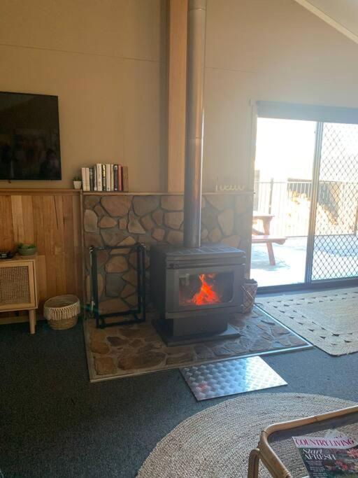 Great Lakes Wilderness Three Bedroom Home Miena Bagian luar foto