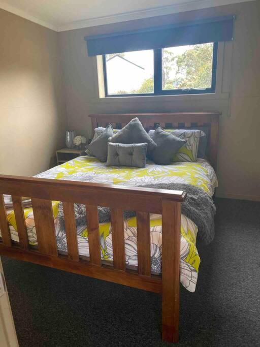 Great Lakes Wilderness Three Bedroom Home Miena Bagian luar foto