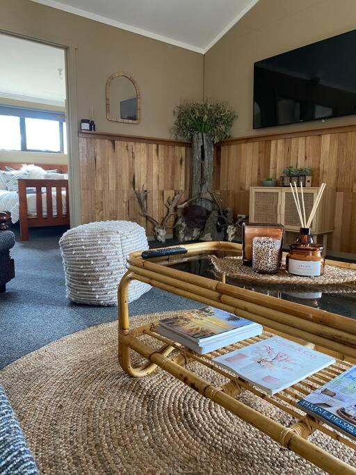 Great Lakes Wilderness Three Bedroom Home Miena Bagian luar foto